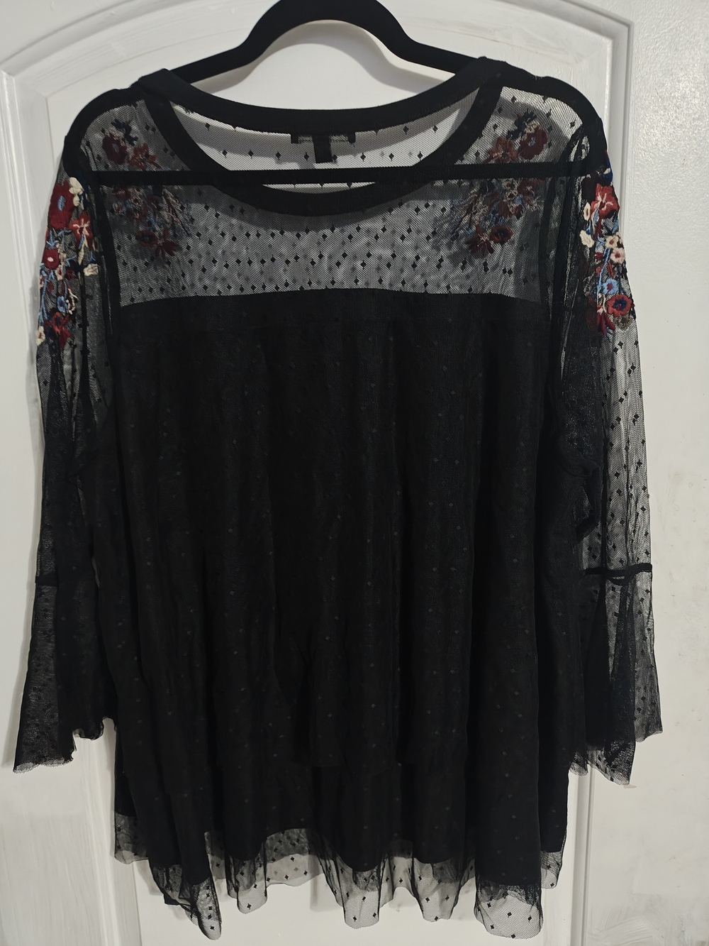 Lane Bryant Black Sheer Mesh Tunic with Floral Embroidered Shoulders 22/24 - Picture 2 of 3